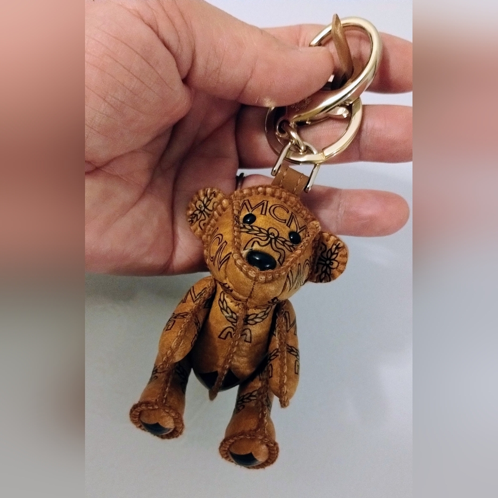 MCM Bear Bag Charm Cognac - Picture 10 of 10